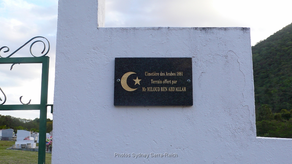 Cimetiere des Arabes.JPG - Cimetière des Arabes. Août 2014
